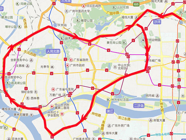 当通过广州火车站路段后,对向的车流已经几乎停滞,而我们方向则